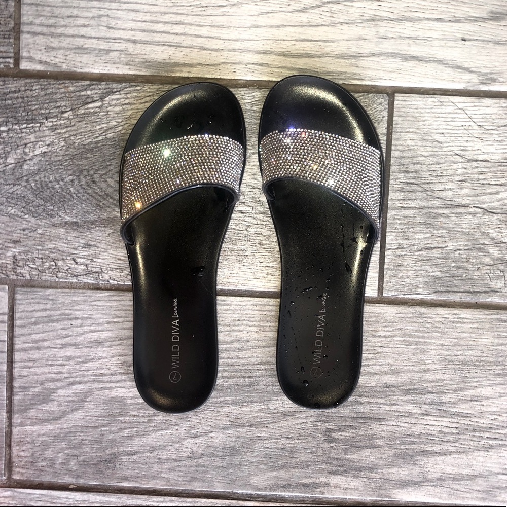 Beautiful Glistening sandals